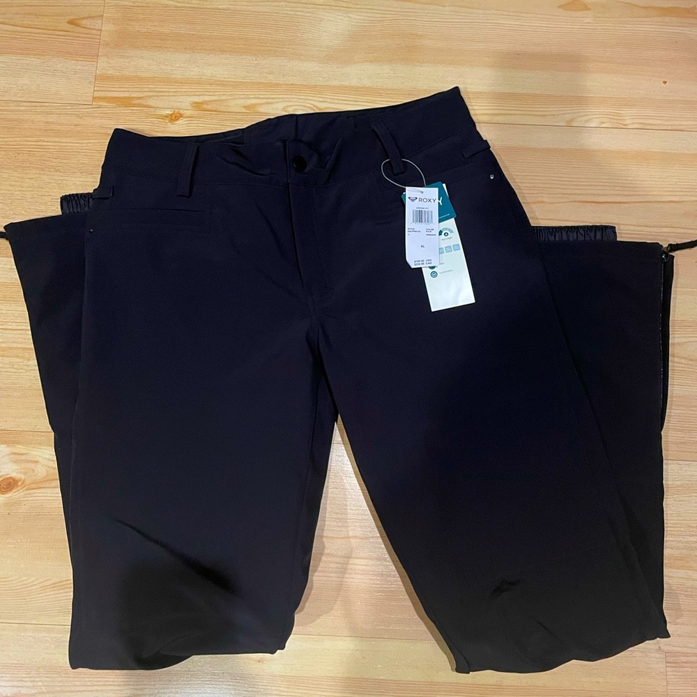 NEW: Roxy dry light technology ski pants